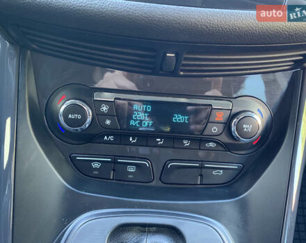 Черный Форд Куга, объемом двигателя 2 л и пробегом 117 тыс. км за 13300 $, фото 30 на Automoto.ua