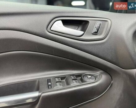 Чорний Форд Куга, об'ємом двигуна 2 л та пробігом 211 тис. км за 14800 $, фото 6 на Automoto.ua