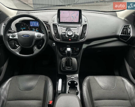 Чорний Форд Куга, об'ємом двигуна 2 л та пробігом 155 тис. км за 14500 $, фото 19 на Automoto.ua