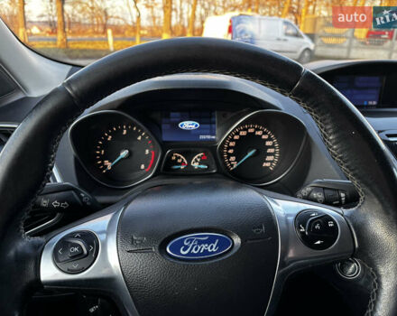 Черный Форд Куга, объемом двигателя 2 л и пробегом 234 тыс. км за 13500 $, фото 19 на Automoto.ua