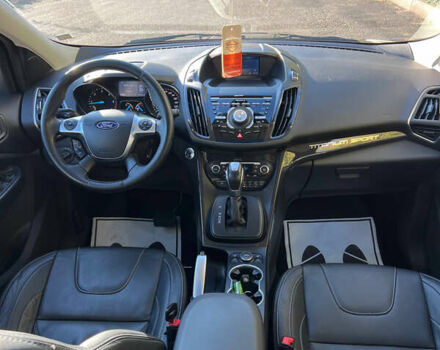 Черный Форд Куга, объемом двигателя 2 л и пробегом 217 тыс. км за 16999 $, фото 38 на Automoto.ua