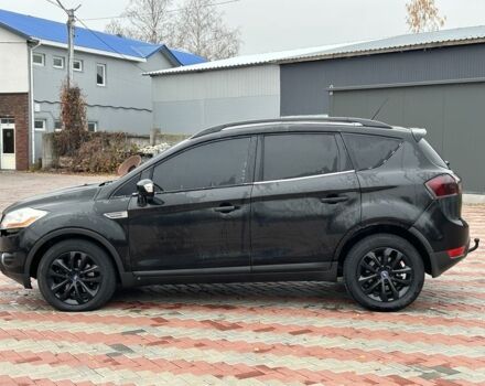 Черный Форд Куга, объемом двигателя 2 л и пробегом 200 тыс. км за 3650 $, фото 1 на Automoto.ua