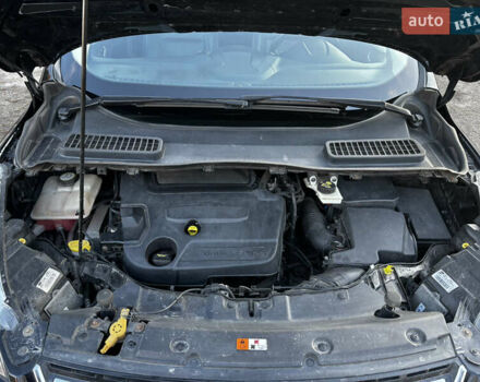 Черный Форд Куга, объемом двигателя 2 л и пробегом 234 тыс. км за 13500 $, фото 18 на Automoto.ua