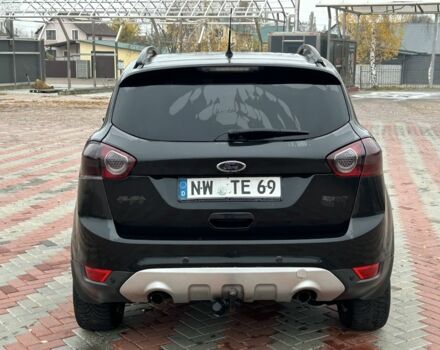 Черный Форд Куга, объемом двигателя 2 л и пробегом 200 тыс. км за 3650 $, фото 3 на Automoto.ua