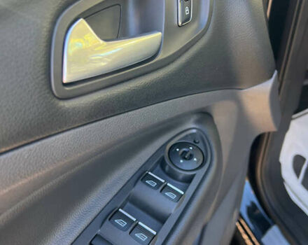 Черный Форд Куга, объемом двигателя 2 л и пробегом 217 тыс. км за 16999 $, фото 23 на Automoto.ua