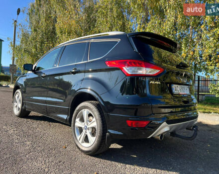 Черный Форд Куга, объемом двигателя 2 л и пробегом 217 тыс. км за 16999 $, фото 12 на Automoto.ua