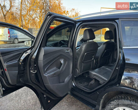 Черный Форд Куга, объемом двигателя 2 л и пробегом 234 тыс. км за 13500 $, фото 9 на Automoto.ua