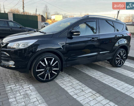 Черный Форд Куга, объемом двигателя 2 л и пробегом 212 тыс. км за 13250 $, фото 6 на Automoto.ua