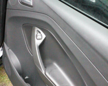 Черный Форд Куга, объемом двигателя 2 л и пробегом 231 тыс. км за 14500 $, фото 12 на Automoto.ua