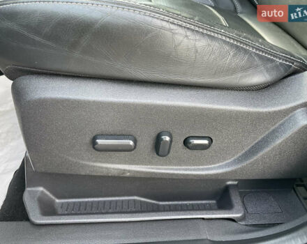 Черный Форд Куга, объемом двигателя 2 л и пробегом 164 тыс. км за 13990 $, фото 10 на Automoto.ua