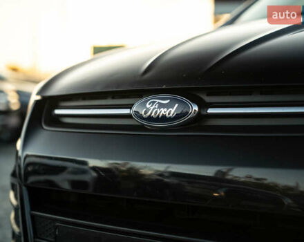 Черный Форд Куга, объемом двигателя 2 л и пробегом 229 тыс. км за 12800 $, фото 10 на Automoto.ua
