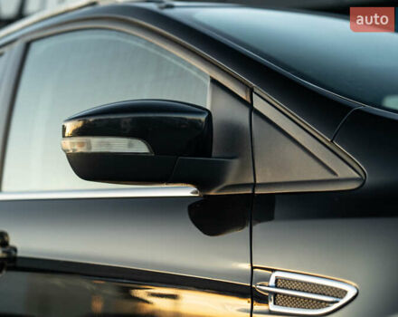 Черный Форд Куга, объемом двигателя 2 л и пробегом 229 тыс. км за 12800 $, фото 8 на Automoto.ua