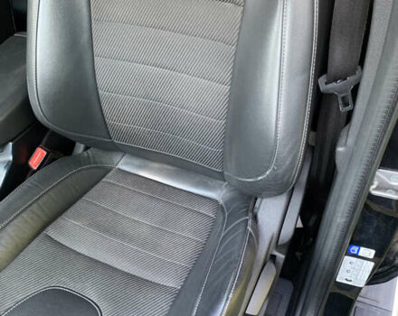 Черный Форд Куга, объемом двигателя 2 л и пробегом 156 тыс. км за 16500 $, фото 5 на Automoto.ua