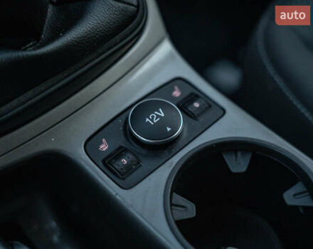 Черный Форд Куга, объемом двигателя 2 л и пробегом 229 тыс. км за 12800 $, фото 27 на Automoto.ua