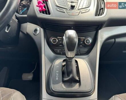 Черный Форд Куга, объемом двигателя 2 л и пробегом 101 тыс. км за 15500 $, фото 18 на Automoto.ua