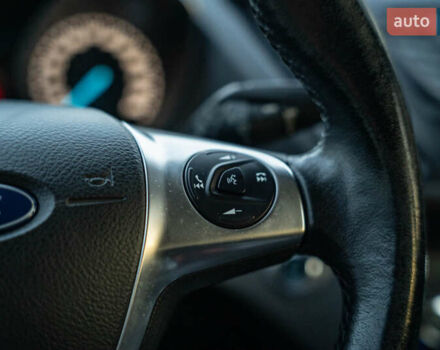 Черный Форд Куга, объемом двигателя 2 л и пробегом 229 тыс. км за 12800 $, фото 21 на Automoto.ua