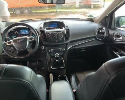 Черный Форд Куга, объемом двигателя 2 л и пробегом 261 тыс. км за 14450 $, фото 4 на Automoto.ua