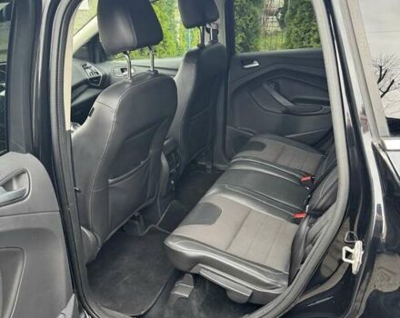 Черный Форд Куга, объемом двигателя 2 л и пробегом 221 тыс. км за 9999 $, фото 4 на Automoto.ua