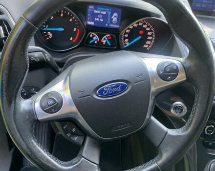 Черный Форд Куга, объемом двигателя 2 л и пробегом 156 тыс. км за 16500 $, фото 6 на Automoto.ua