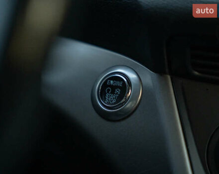 Черный Форд Куга, объемом двигателя 2 л и пробегом 229 тыс. км за 12800 $, фото 22 на Automoto.ua