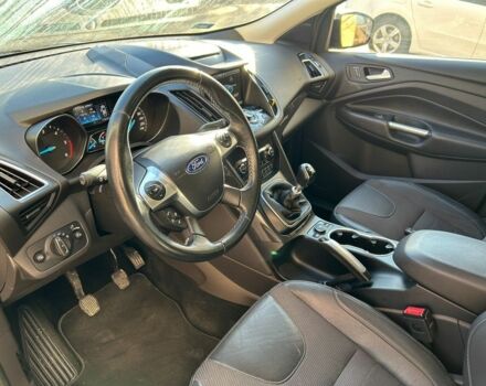 Черный Форд Куга, объемом двигателя 2 л и пробегом 170 тыс. км за 8500 $, фото 7 на Automoto.ua