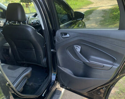 Черный Форд Куга, объемом двигателя 2 л и пробегом 156 тыс. км за 16500 $, фото 4 на Automoto.ua