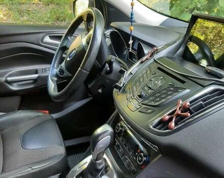 Черный Форд Куга, объемом двигателя 2 л и пробегом 163 тыс. км за 13999 $, фото 10 на Automoto.ua