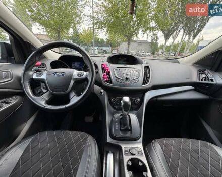 Черный Форд Куга, объемом двигателя 2 л и пробегом 101 тыс. км за 15500 $, фото 9 на Automoto.ua