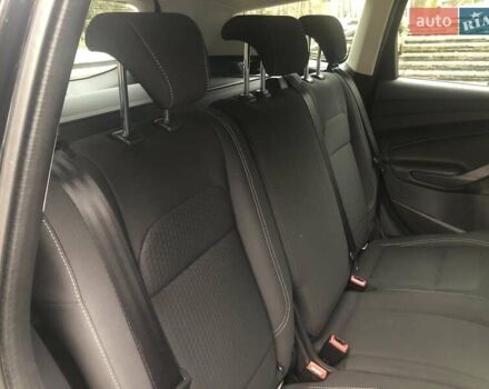 Черный Форд Куга, объемом двигателя 2 л и пробегом 159 тыс. км за 13700 $, фото 5 на Automoto.ua