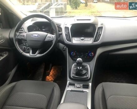 Черный Форд Куга, объемом двигателя 2 л и пробегом 159 тыс. км за 13700 $, фото 15 на Automoto.ua