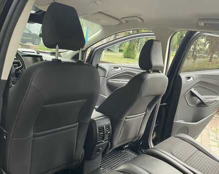 Черный Форд Куга, объемом двигателя 1.5 л и пробегом 78 тыс. км за 15300 $, фото 4 на Automoto.ua