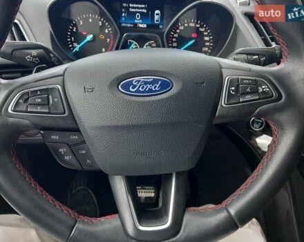 Черный Форд Куга, объемом двигателя 1.5 л и пробегом 71 тыс. км за 17000 $, фото 20 на Automoto.ua