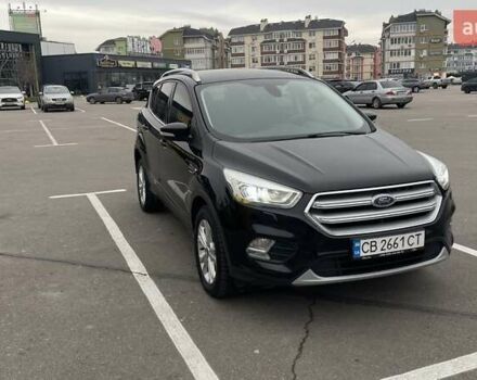 Черный Форд Куга, объемом двигателя 2 л и пробегом 153 тыс. км за 18900 $, фото 3 на Automoto.ua