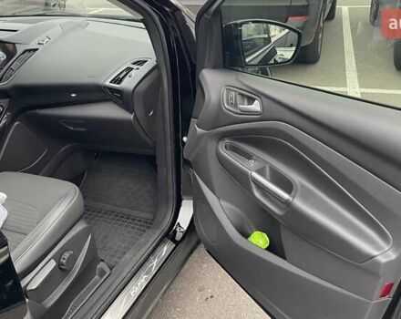 Черный Форд Куга, объемом двигателя 2 л и пробегом 153 тыс. км за 18900 $, фото 9 на Automoto.ua