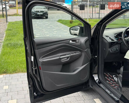 Черный Форд Куга, объемом двигателя 1.5 л и пробегом 187 тыс. км за 16500 $, фото 26 на Automoto.ua