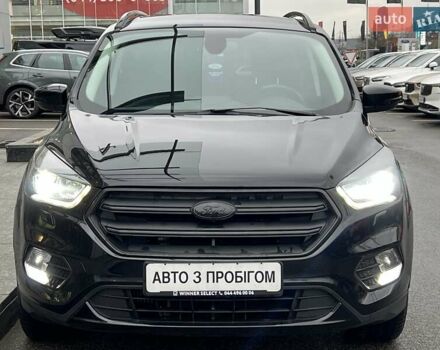 Черный Форд Куга, объемом двигателя 1.5 л и пробегом 92 тыс. км за 17298 $, фото 1 на Automoto.ua