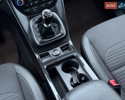 Черный Форд Куга, объемом двигателя 2 л и пробегом 222 тыс. км за 17200 $, фото 16 на Automoto.ua