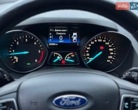 Черный Форд Куга, объемом двигателя 2 л и пробегом 222 тыс. км за 17200 $, фото 23 на Automoto.ua
