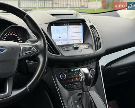 Чорний Форд Куга, об'ємом двигуна 1.5 л та пробігом 188 тис. км за 16500 $, фото 44 на Automoto.ua