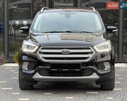 Чорний Форд Куга, об'ємом двигуна 1.5 л та пробігом 188 тис. км за 16500 $, фото 2 на Automoto.ua