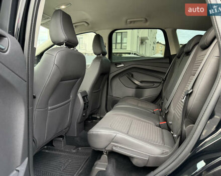 Чорний Форд Куга, об'ємом двигуна 1.5 л та пробігом 188 тис. км за 16500 $, фото 37 на Automoto.ua