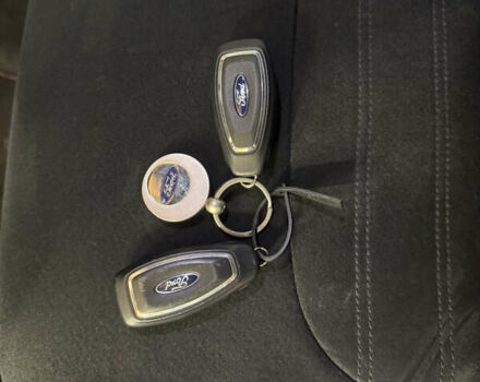 Чорний Форд Куга, об'ємом двигуна 2 л та пробігом 168 тис. км за 18900 $, фото 3 на Automoto.ua