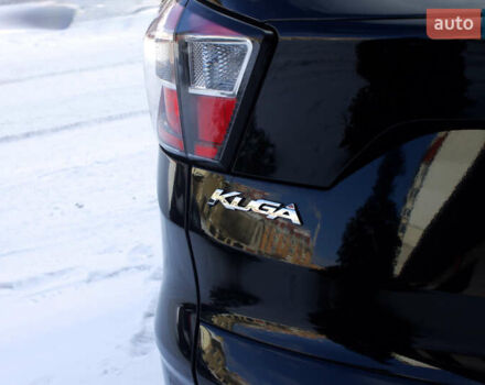 Черный Форд Куга, объемом двигателя 1.5 л и пробегом 129 тыс. км за 20000 $, фото 7 на Automoto.ua