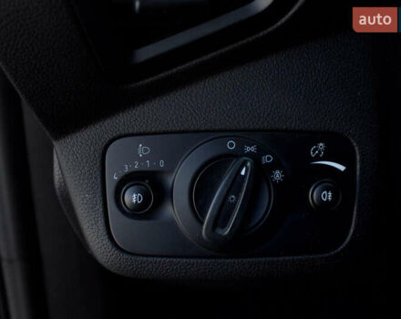 Черный Форд Куга, объемом двигателя 1.5 л и пробегом 129 тыс. км за 20000 $, фото 9 на Automoto.ua