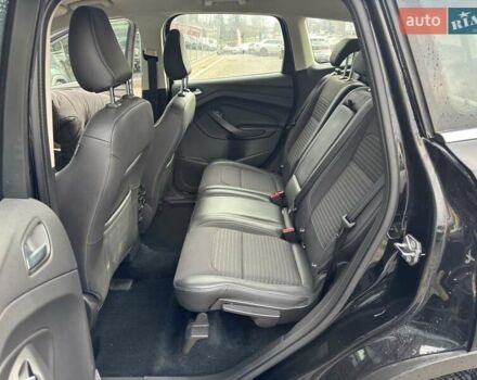 Черный Форд Куга, объемом двигателя 2 л и пробегом 48 тыс. км за 21999 $, фото 5 на Automoto.ua