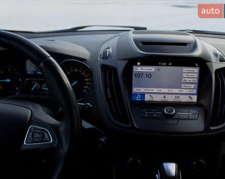 Черный Форд Куга, объемом двигателя 1.5 л и пробегом 129 тыс. км за 20000 $, фото 5 на Automoto.ua