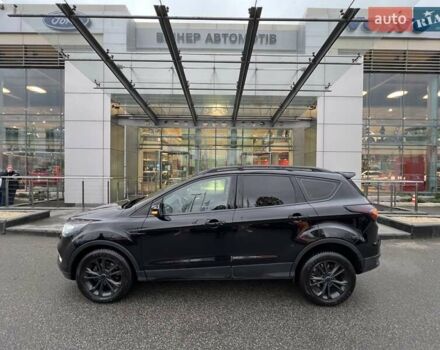 Черный Форд Куга, объемом двигателя 1.5 л и пробегом 92 тыс. км за 17298 $, фото 3 на Automoto.ua