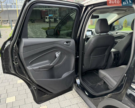 Чорний Форд Куга, об'ємом двигуна 1.5 л та пробігом 188 тис. км за 16500 $, фото 36 на Automoto.ua