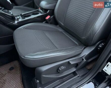 Черный Форд Куга, объемом двигателя 2 л и пробегом 222 тыс. км за 17200 $, фото 26 на Automoto.ua