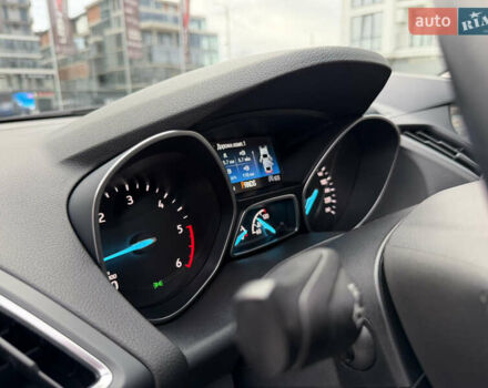 Черный Форд Куга, объемом двигателя 1.5 л и пробегом 187 тыс. км за 16500 $, фото 51 на Automoto.ua